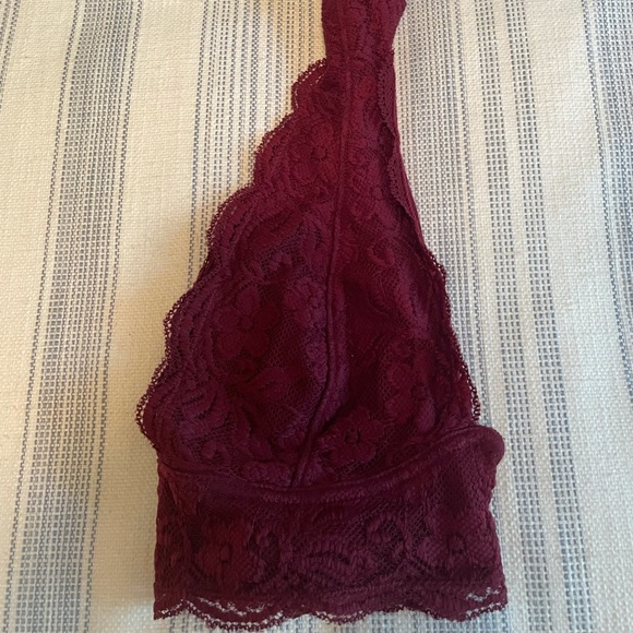 Urban Outfitters Lace Bralette - Picture 7 of 8